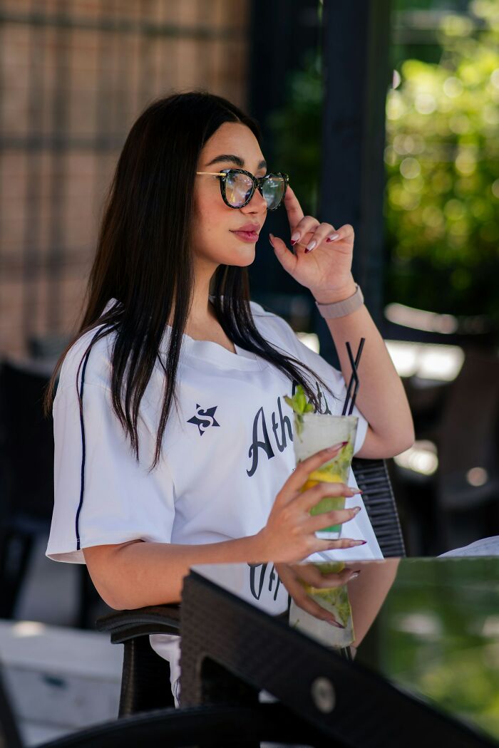 48 Jaw-Dropping Things People Heard Casually That Make You Go "Wait, What?!"