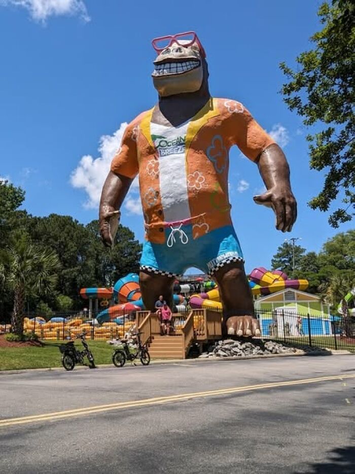 Wait, People Actually Made These Giant Roadside Weirdos?!