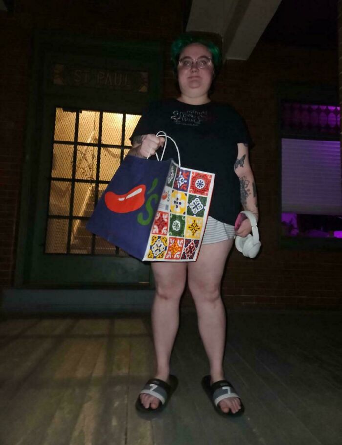 I Wasn’t Expecting a Delivery Photo, Honestly