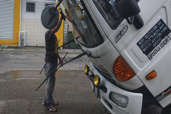 Medan Niaga Satok, Sarawak, Malaysia - Market Mayhem