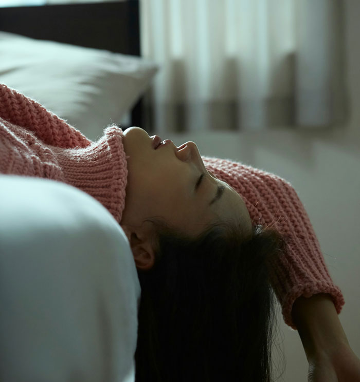 Wait, They Actually Fixed It Like That?! 61 Brilliantly Weird Hacks That Somehow Work