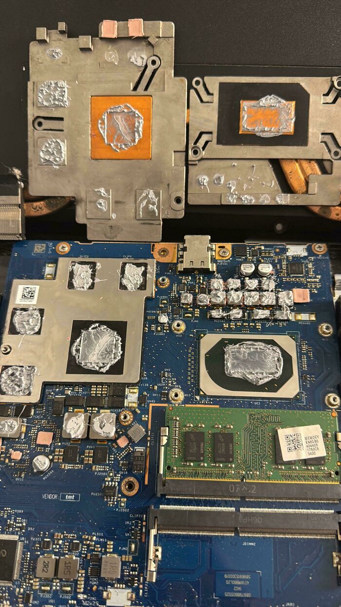 Replaced Thermal Paste, Now No Display? That's A Plot Twist!