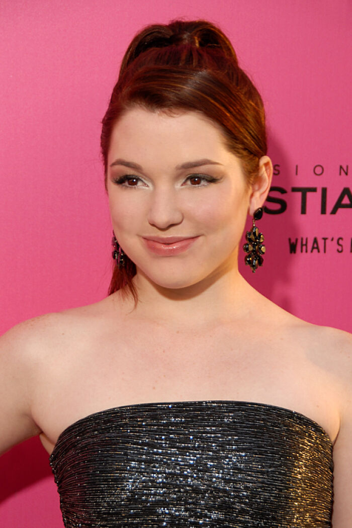 Jennifer Stone: From Disney Star to Nurse Hero