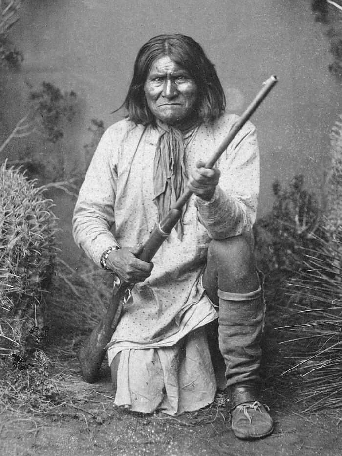 Geronimo: The Last Apache Rebel, 1887