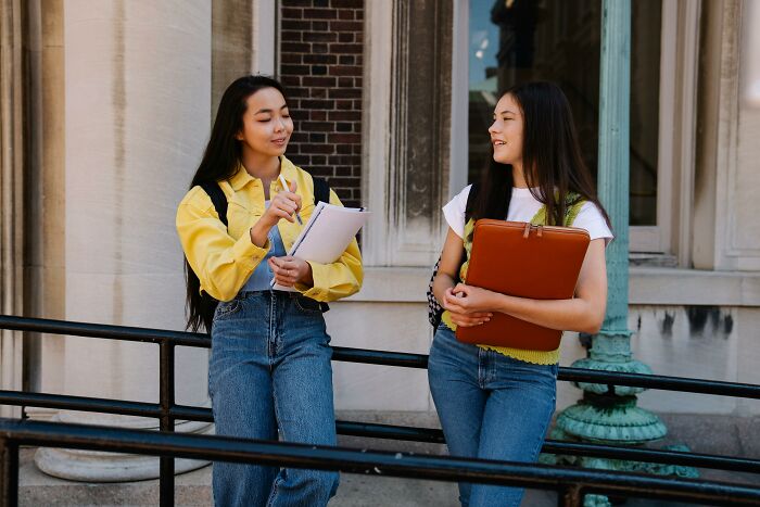 54 Surprising Things People Learned Hanging Out With the Ultra-Rich