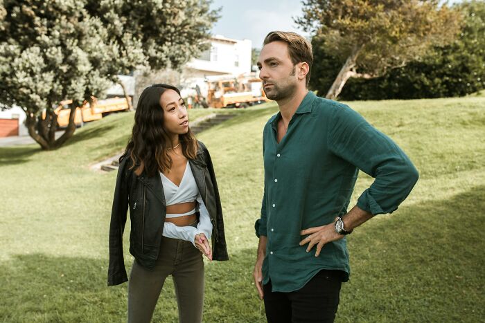 Letting Her Win Arguments In Public