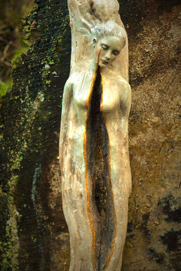 Cool Driftwood Sculptures That Look Like Nature’s Having a Party