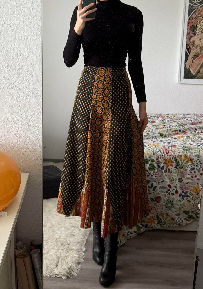 Scored a Vintage Skirt From the Late 70s/Early 80s Yesterday – Steal!