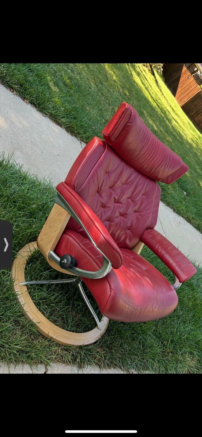 Found a $1000 Stressless Leather Chair Left Out on the Curb!