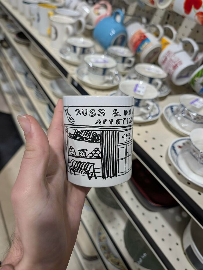Coolest Mug Ever – The Inside Shows the Cafe’s Interior!