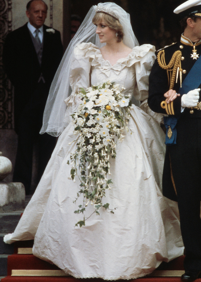 Princess Diana’s Wild 1981 Wedding Dress