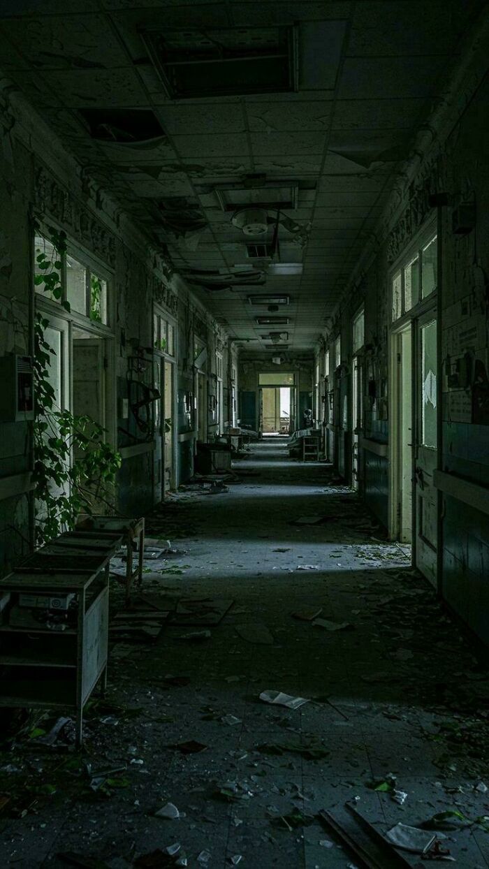 Wait, They Actually Took Photos Inside These Abandoned Places?!