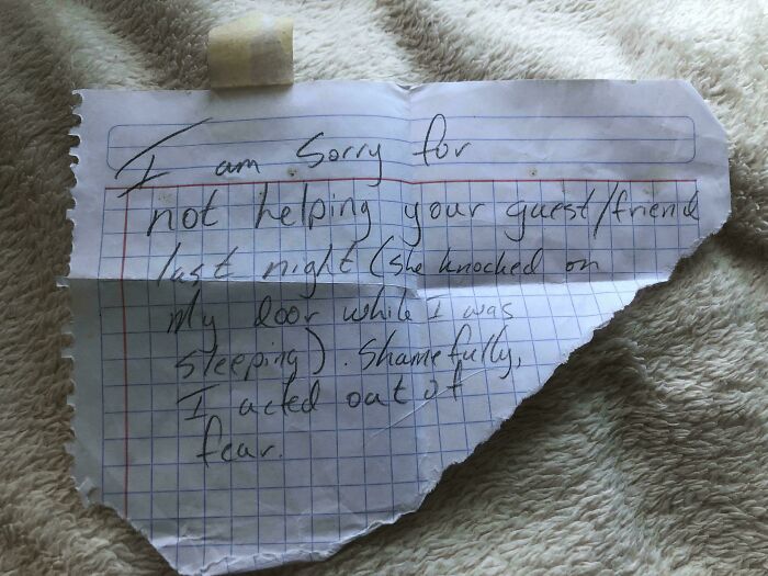 Found a Note Taped to My Surfboard in a Hotel Lobby—Weird, Right?