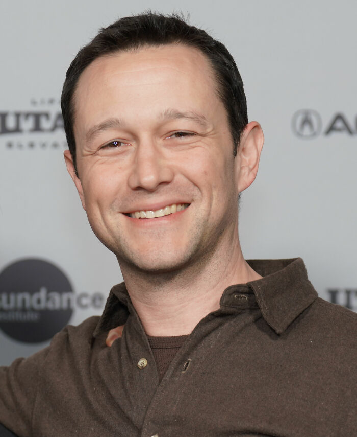 Joseph Gordon-Levitt: The Kid Who Played Scarecrow, 45