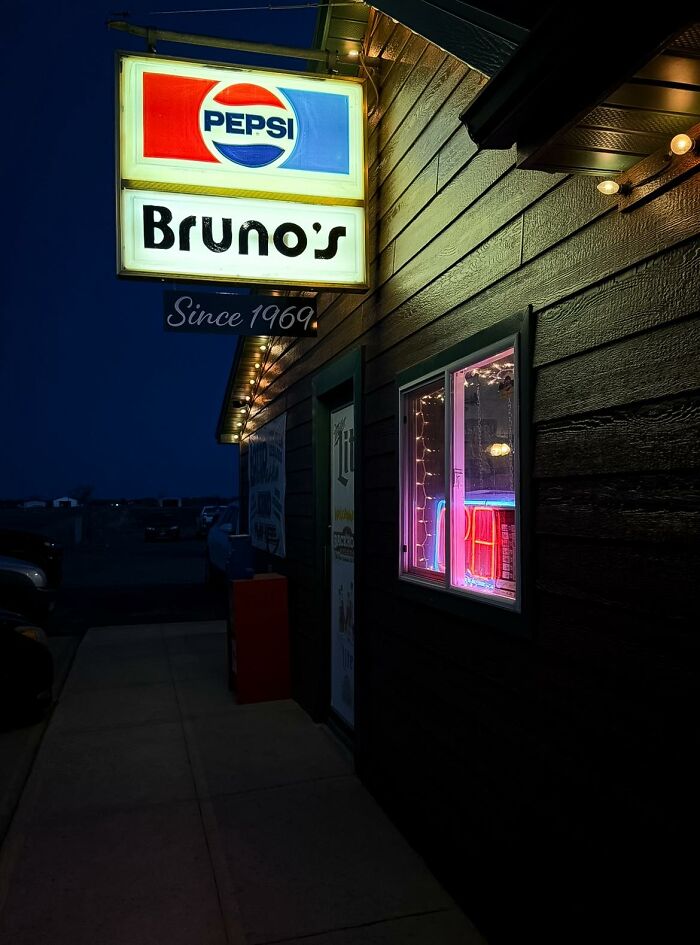 Wait, They Actually Took Pics Of These Weird, In-Between Places?!