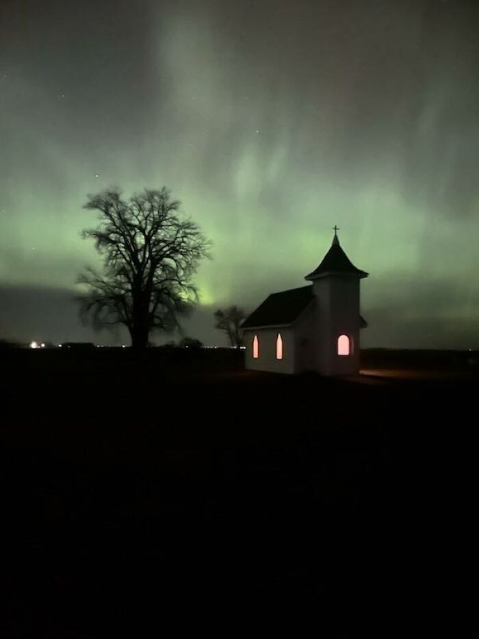 Wait, They Actually Took Pics Of These Weird, In-Between Places?!