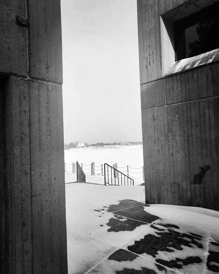 Wait, They Actually Took Pics Of These Weird, In-Between Places?!