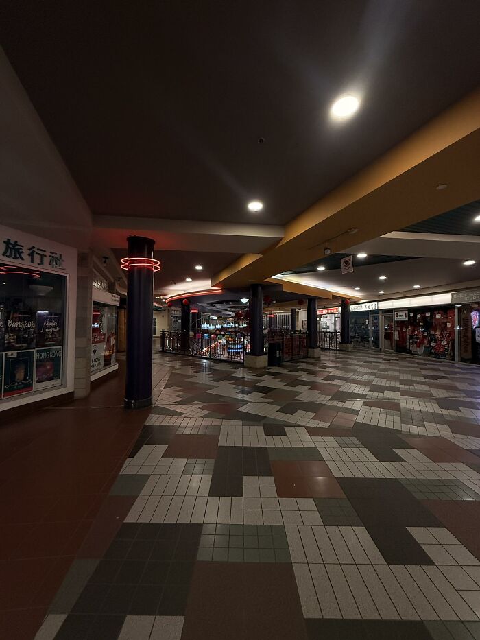 Wait, They Actually Took Pics Of These Weird, In-Between Places?!