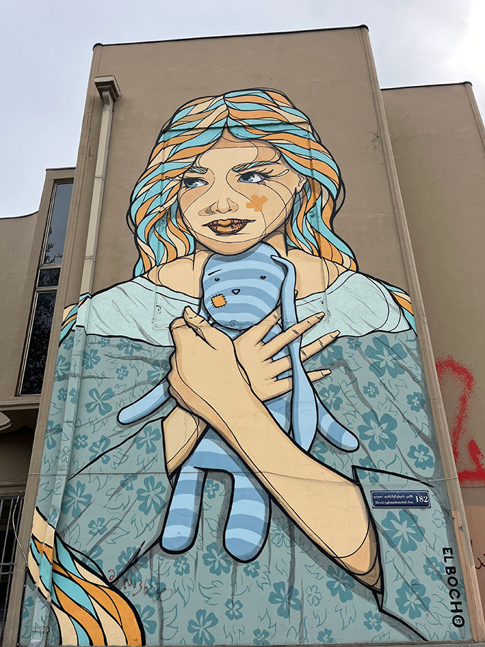 Check Out These Awesome Street Art Finds in Tbilisi!
