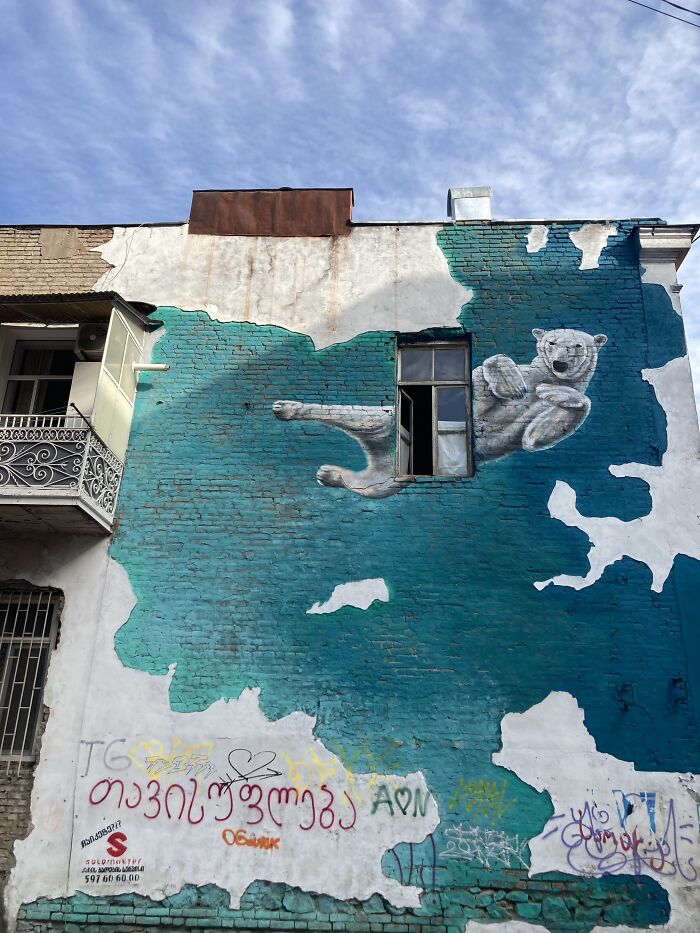 Check Out These Awesome Street Art Finds in Tbilisi!