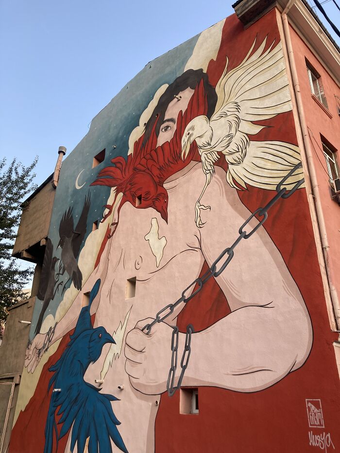 Check Out These Awesome Street Art Finds in Tbilisi!