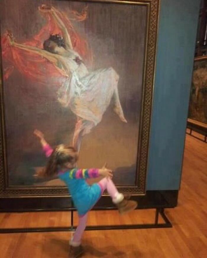 Wait, These Photos Nailed the Timing Like Total Pros!