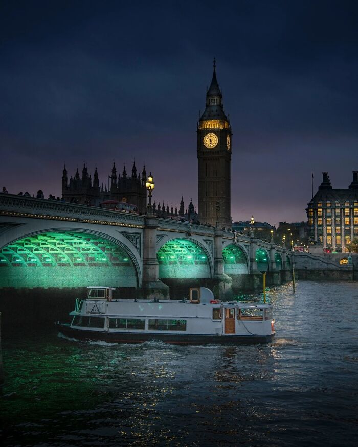 These Night Photos Are So Cool You'll Forget It's Dark Out