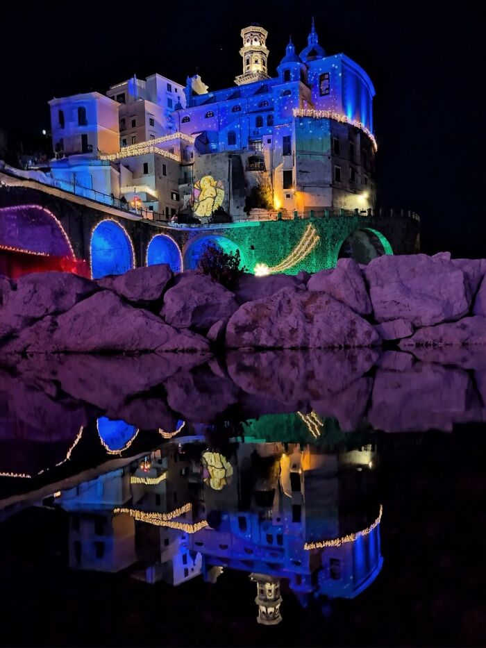 These Night Photos Are So Cool You'll Forget It's Dark Out