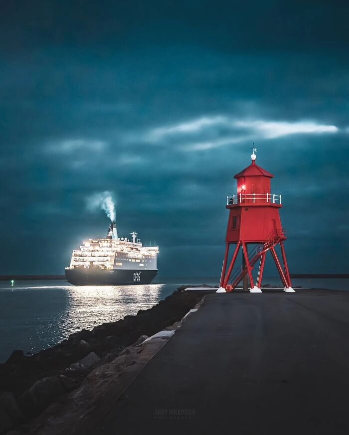 These Night Photos Are So Cool You'll Forget It's Dark Out