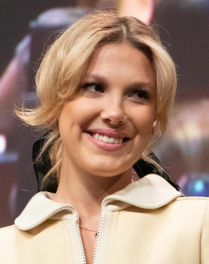 Millie Bobby Brown: Stranger Things’ Own Eleven, 22