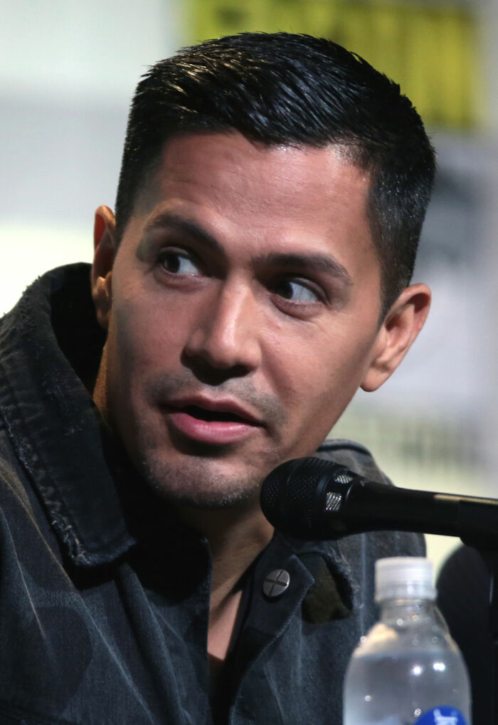 Jay Hernandez - From Elevator Discovery to Hollywood, 48