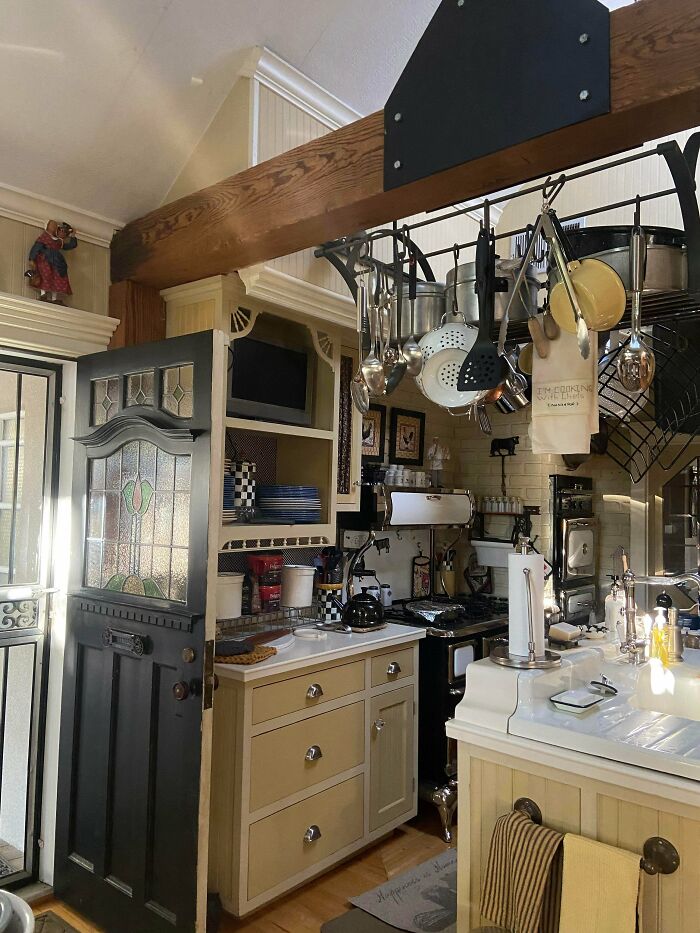 My Great Aunt’s Kitchen, But Make It Maximalist