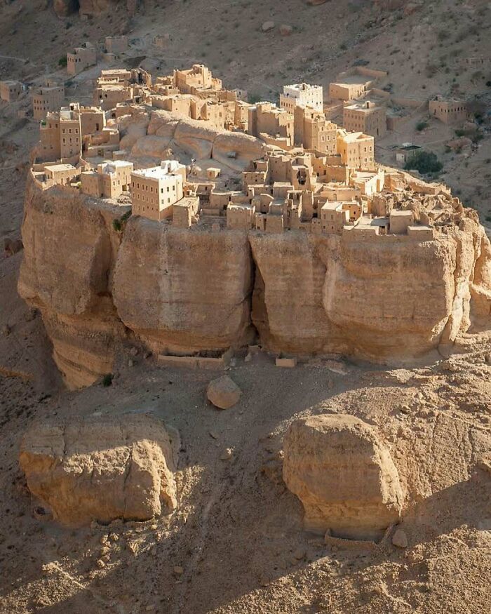 Haid Al-Jazil, Yemen – The Village on a Rock