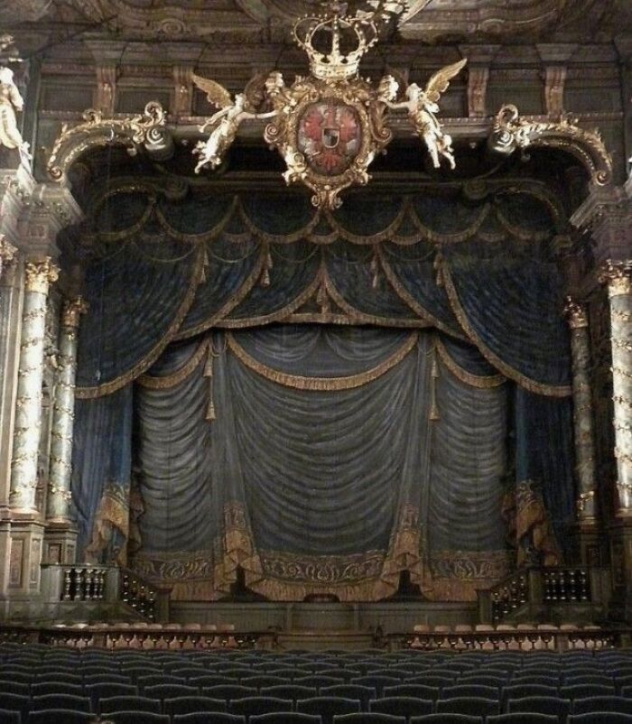 Bayreuth’s Baroque Opera House – Fancy Theater Flashback