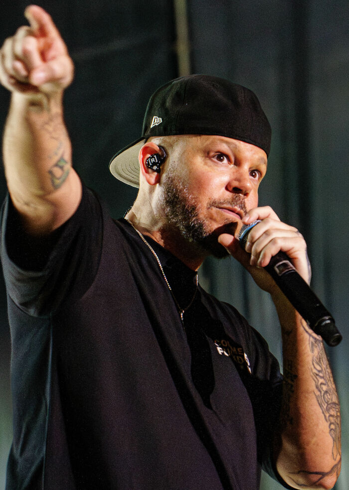 Residente: The Latin Grammy Magnet with a Message