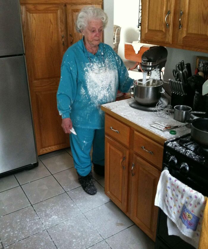 Wait, They Actually Ranked These Hilarious One-Picture Stories?