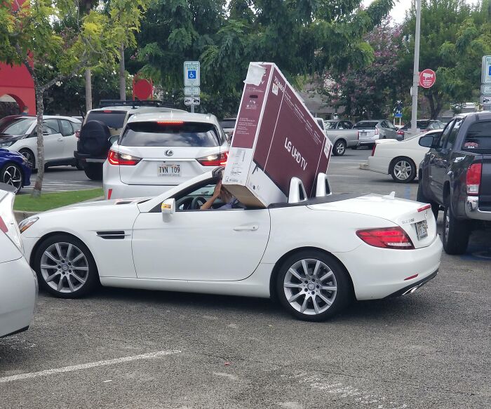 Wait, They Actually Ranked These Hilarious One-Picture Stories?