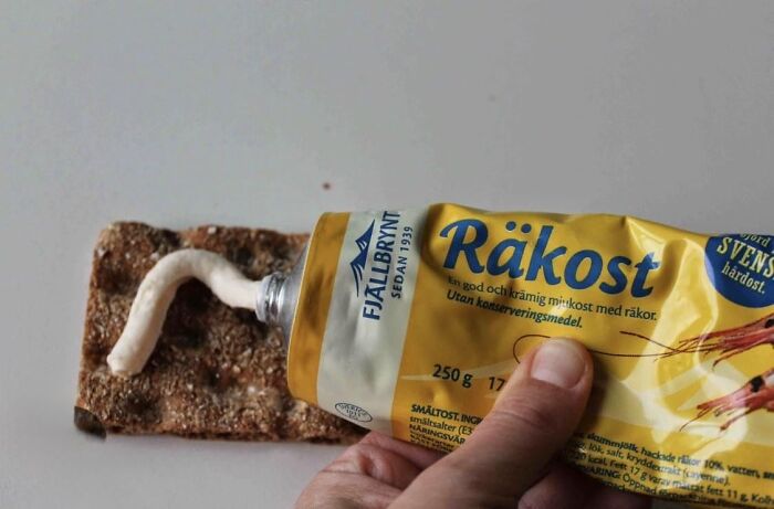 Sweden’s Tube Sandwich Toppings