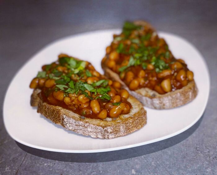 UK’s Beans, Toast & Curry Powder Magic