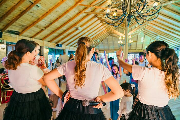 Australia’s “Hip Hip Hooray” Birthday Traditions