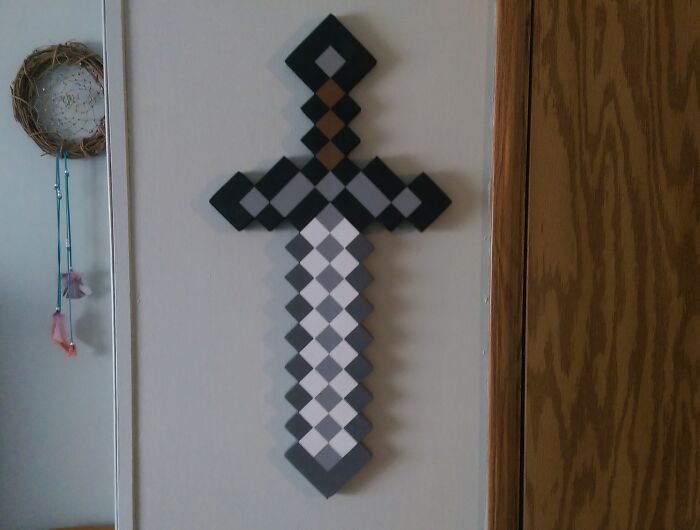 Grandma Mistook This for a Cross—Decided Not to Correct Her