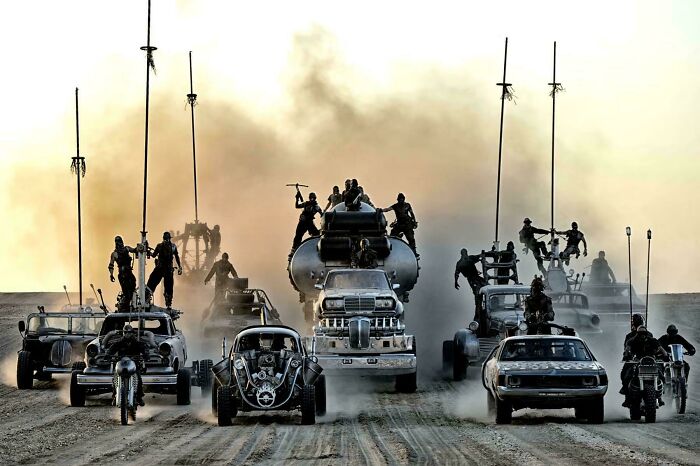 Mad Max: Fury Road Vehicles Are Just Fancy So You Don’t Notice They’re Driving Straight For 2 Hours