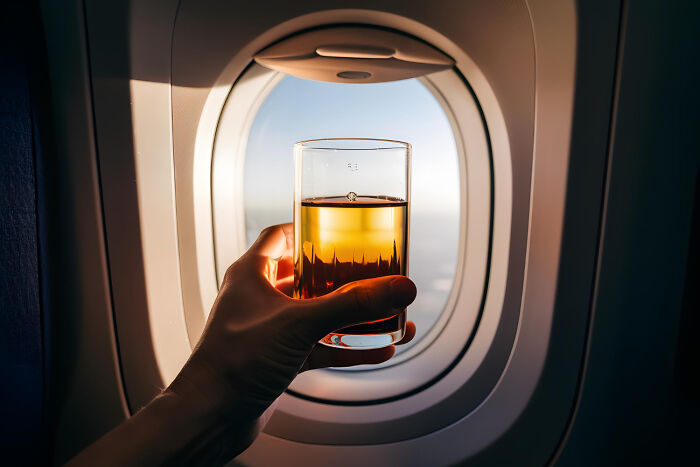 36 Plane Tricks That Make Flying Way Less Annoying