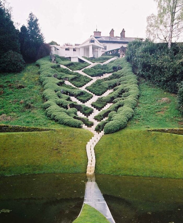 30 Pics That Prove Reality’s Got Some Serious Bugs (No, Seriously!)