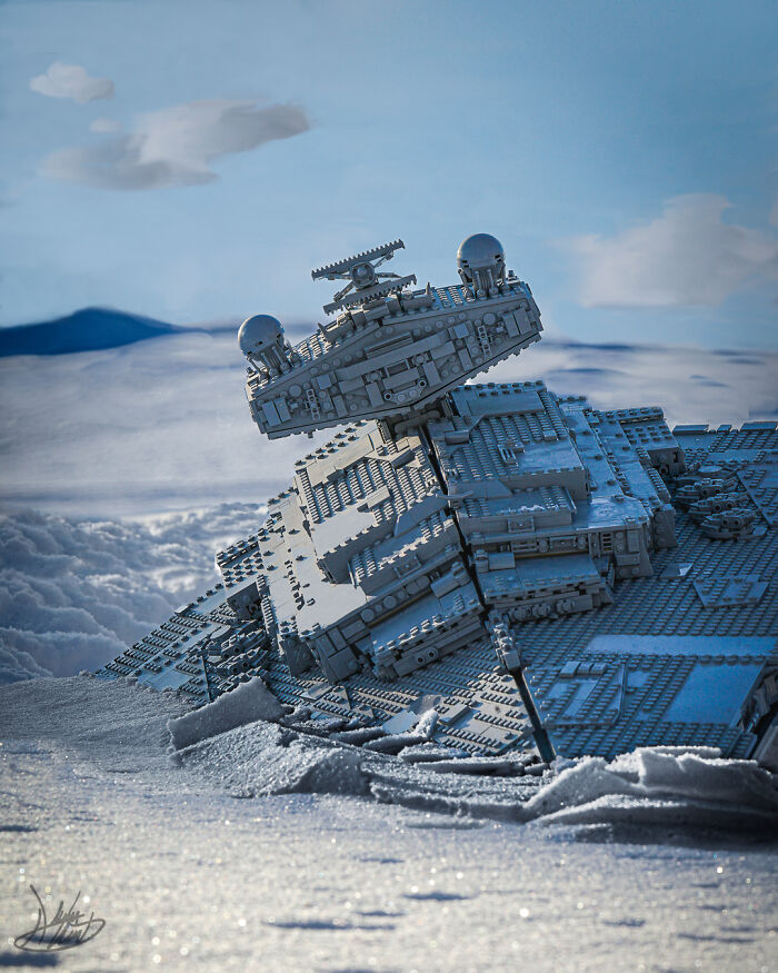 These LEGO Star Wars Pics Make You Do A Double Take!