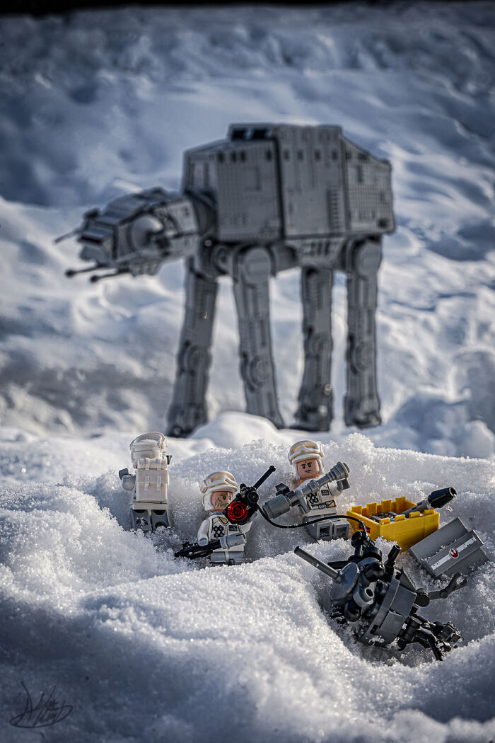 These LEGO Star Wars Pics Make You Do A Double Take!