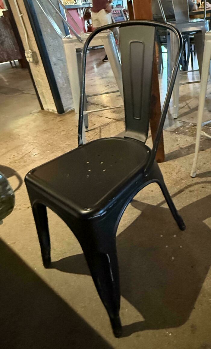 Chairs That Pinch Your Hips. Ouch!