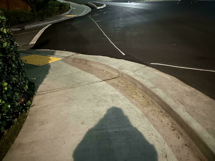 Deadly Curb Between Sidewalk And Crosswalk