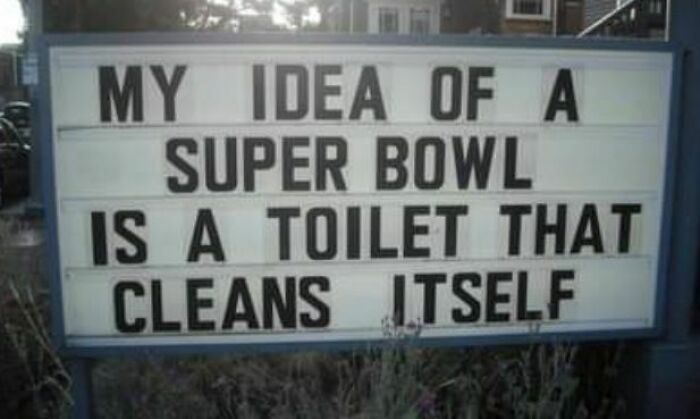 50 Signs That Accidentally Cracked Us Up Big Time