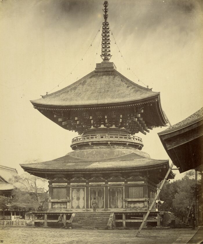 Japan’s Single-Storied Pagoda: A 1180 Gem Lost to 1870’s Shiny New Rules
